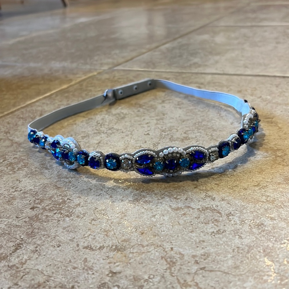 White House Black Market Beaded Belt Small